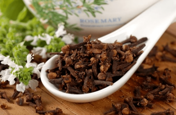 Cloves de la Helmints